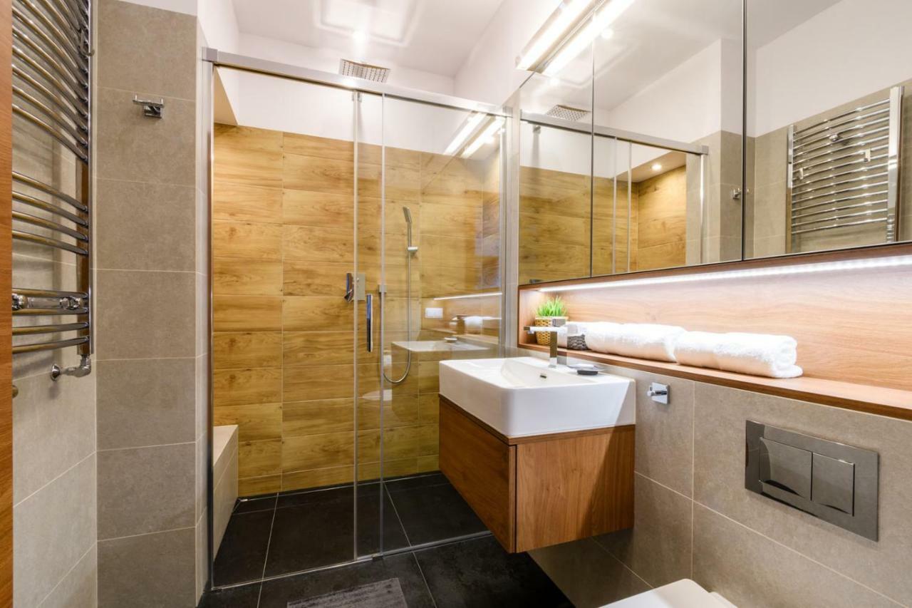 Cinema Apartment - Varşova Dış mekan fotoğraf